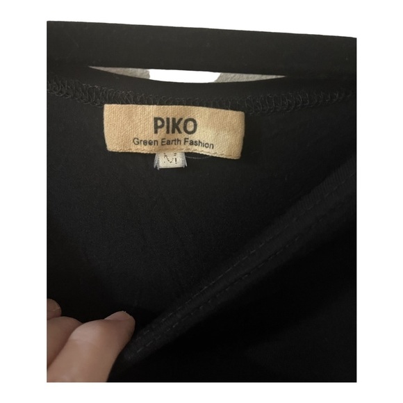 PIKO GREEN EARTH FASHION LADIES BLACK DOLMAN STYLE LONGER LENGTH TUNIC SIZE MED - Picture 3 of 3